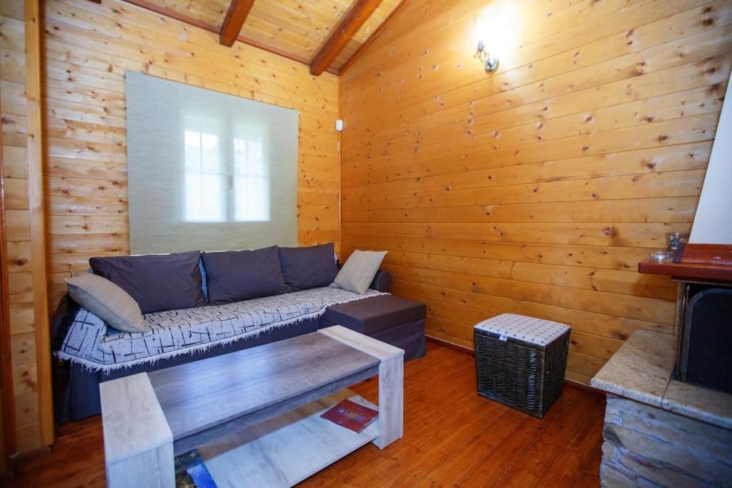 Wooden House In Ioannina Apartment Exterior photo